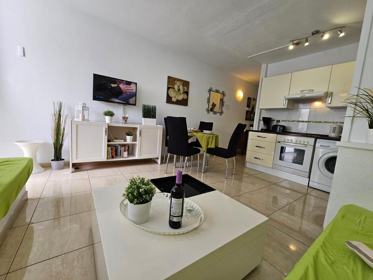 Casa Palmera 3 Only 150 Metres To The Beach, Heated Pool, Wifi, Sat-Tv, Balcony Arona  Exterior photo